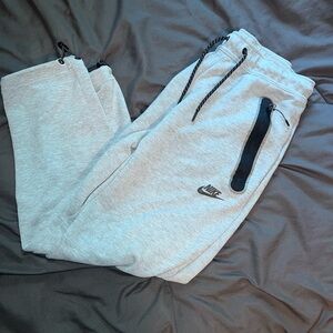 Nike Heather Gray Sweatpants
